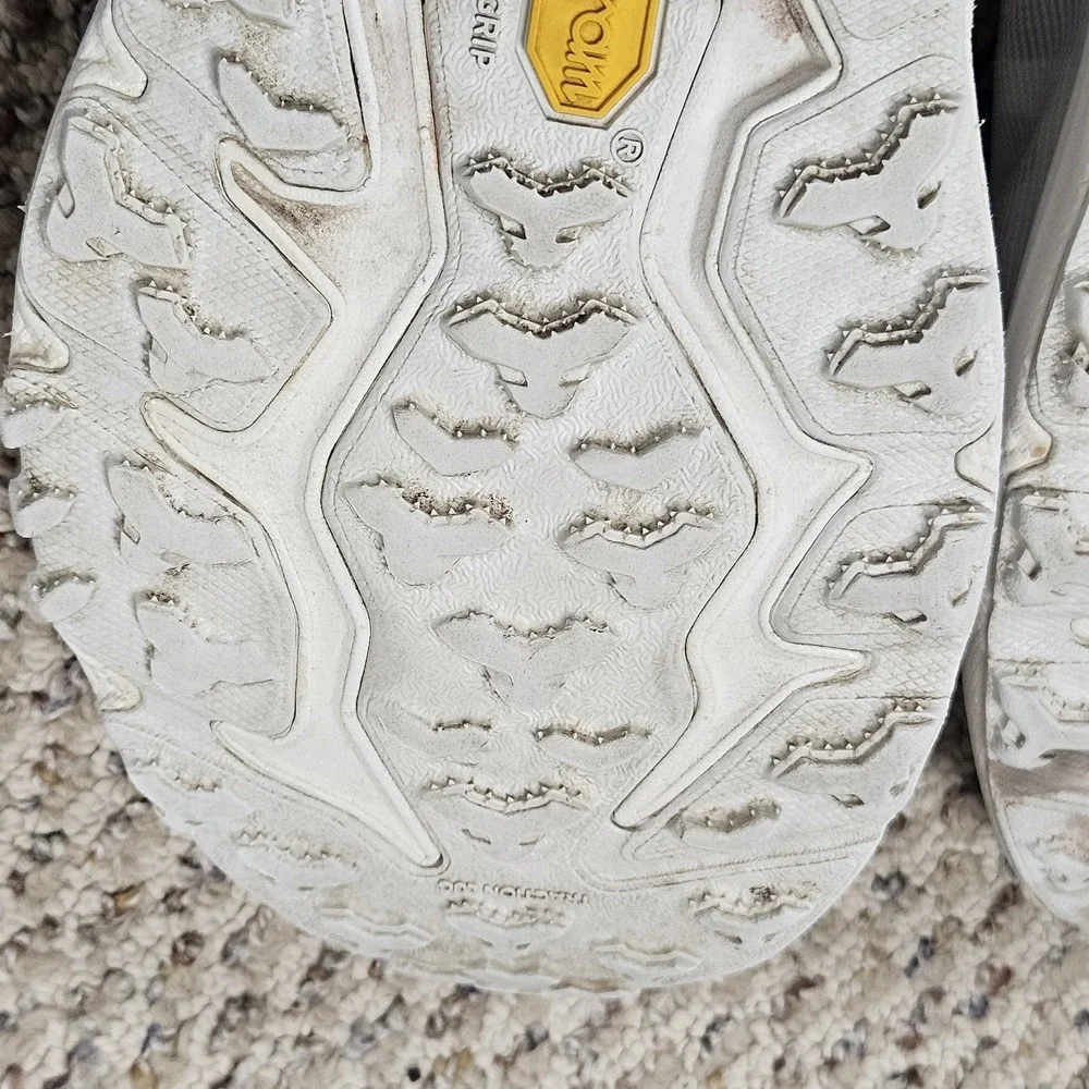 Hoka One One Speedgoat 6 White Women's‎ Size 8.5B Trail Running Athletic Sneaker